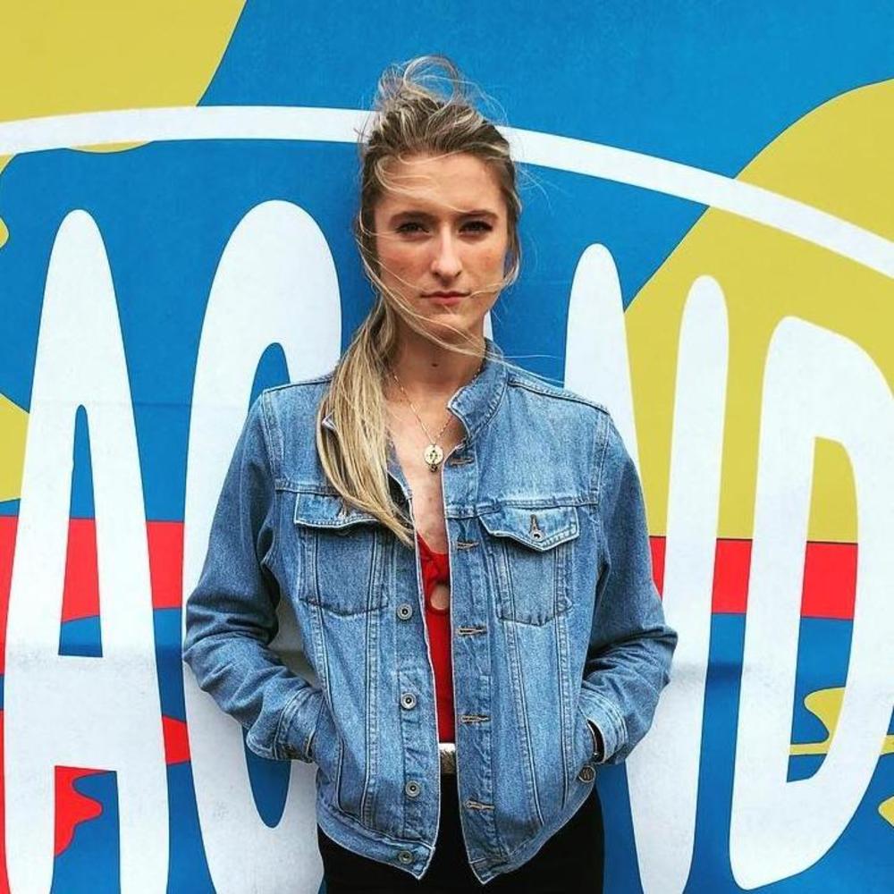 Meet your Posher, Wallace